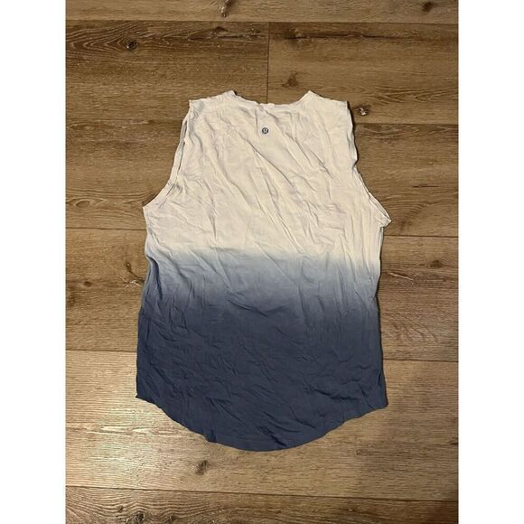 Lululemon Womens White Blue Sleeveless Athletic Workout Tank Top - Picture 2 of 2